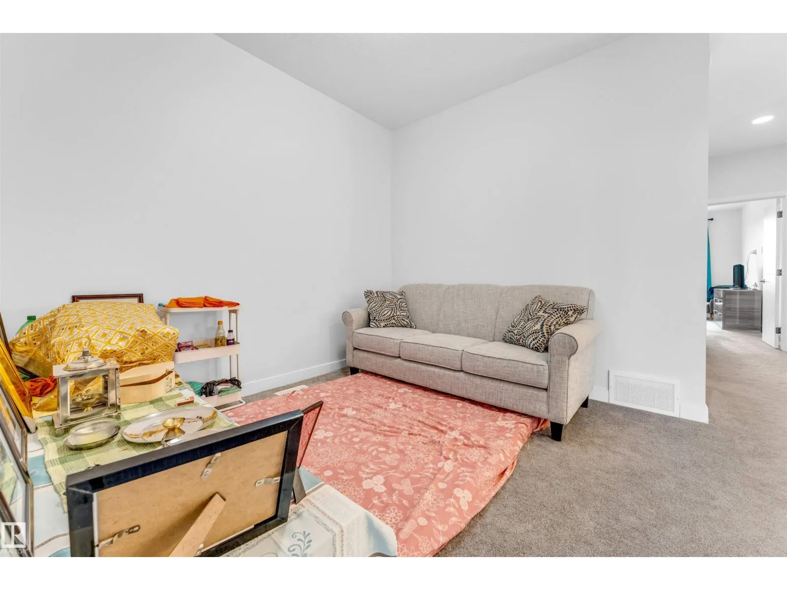 4708 177 AV NW