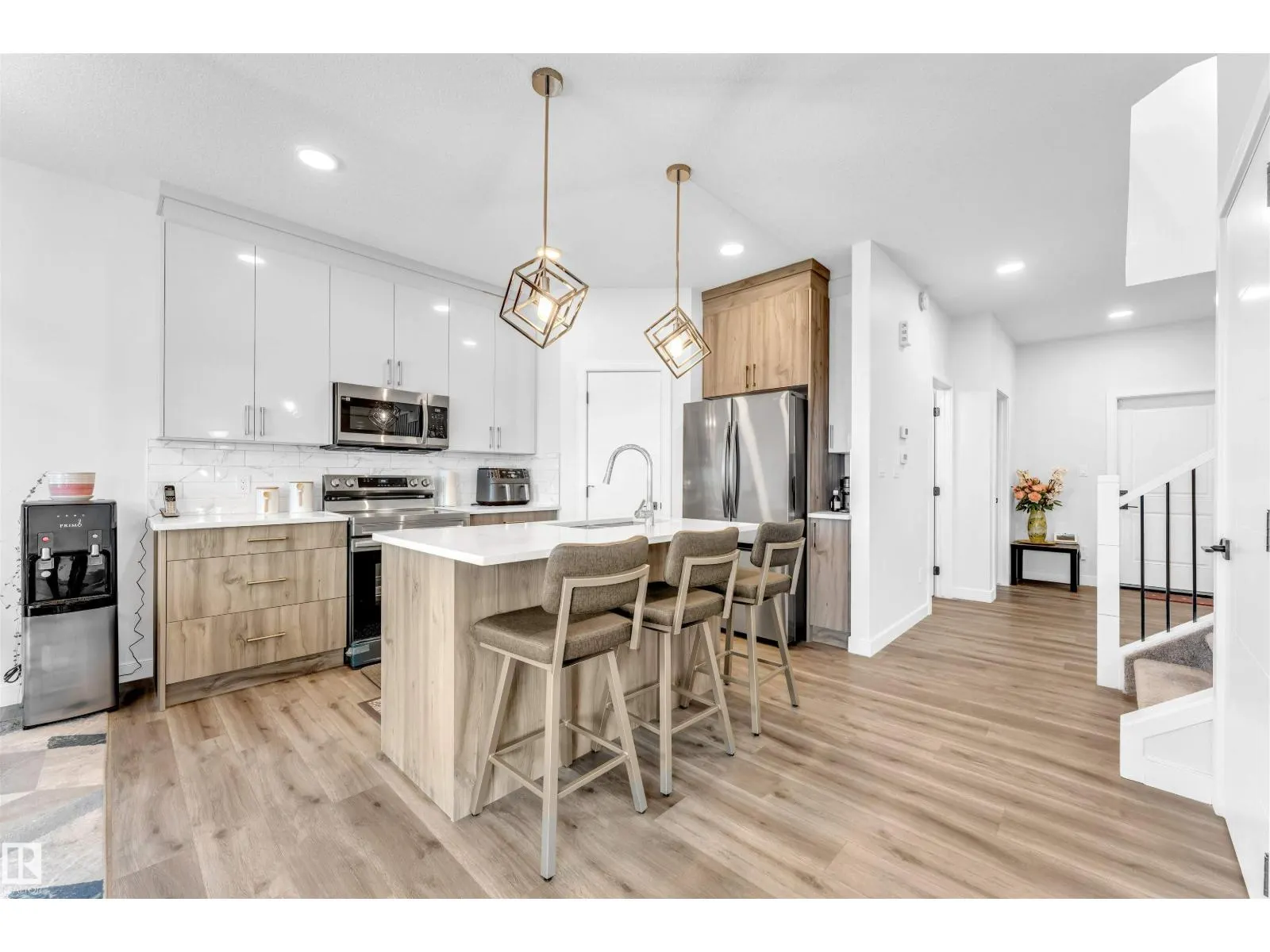 4708 177 AV NW
