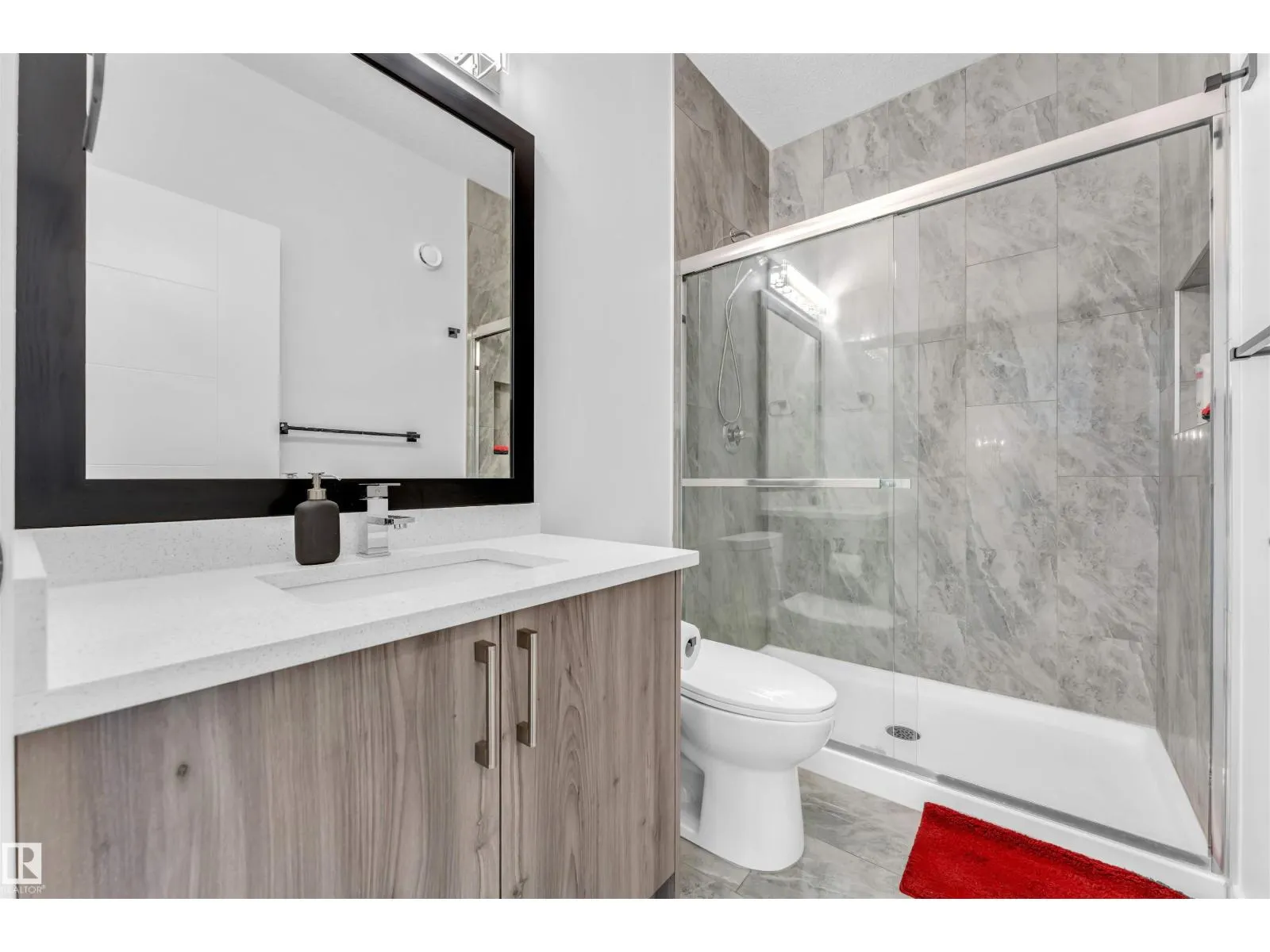 4708 177 AV NW