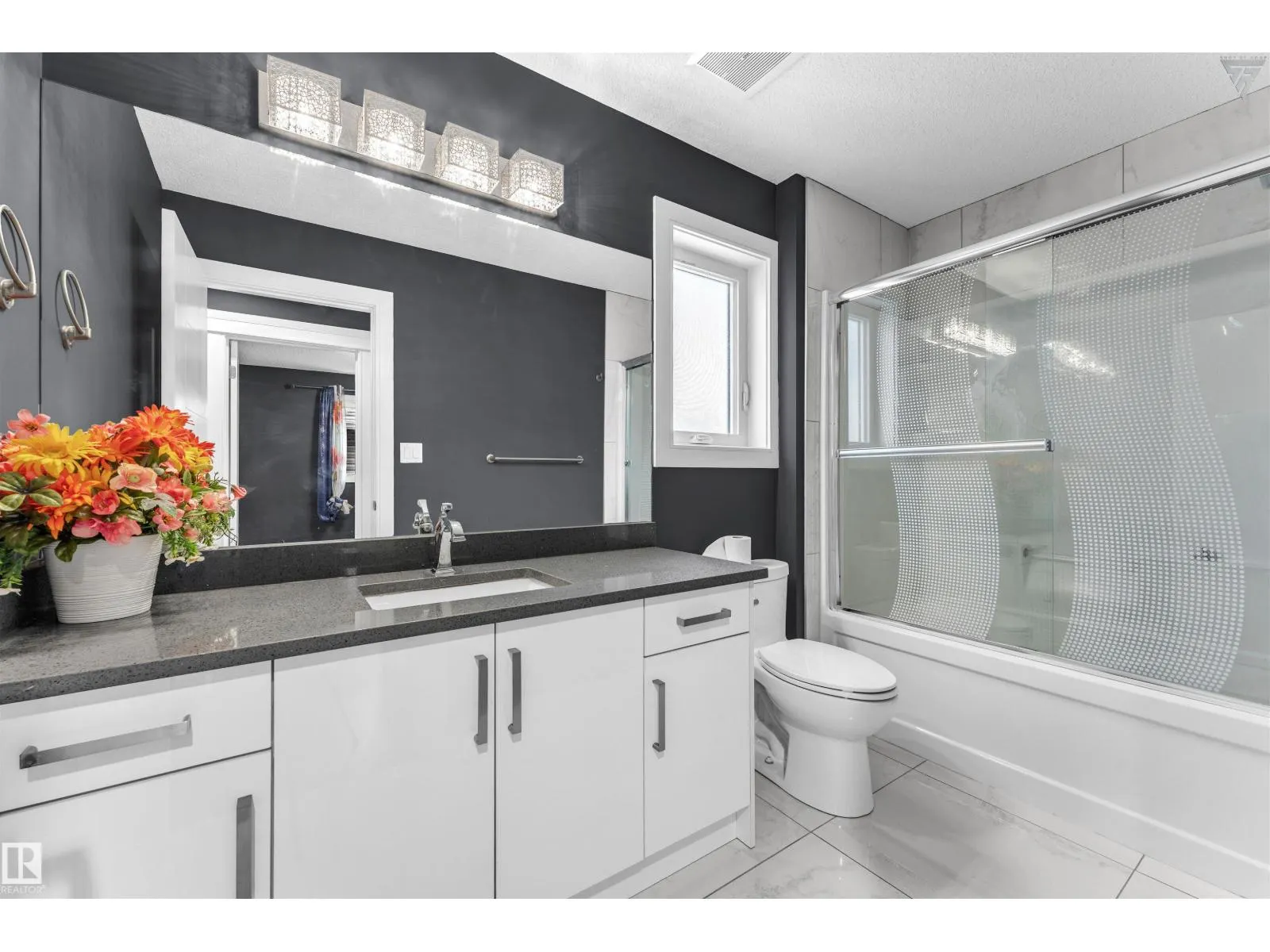3662 HUMMINGBIRD WY NW