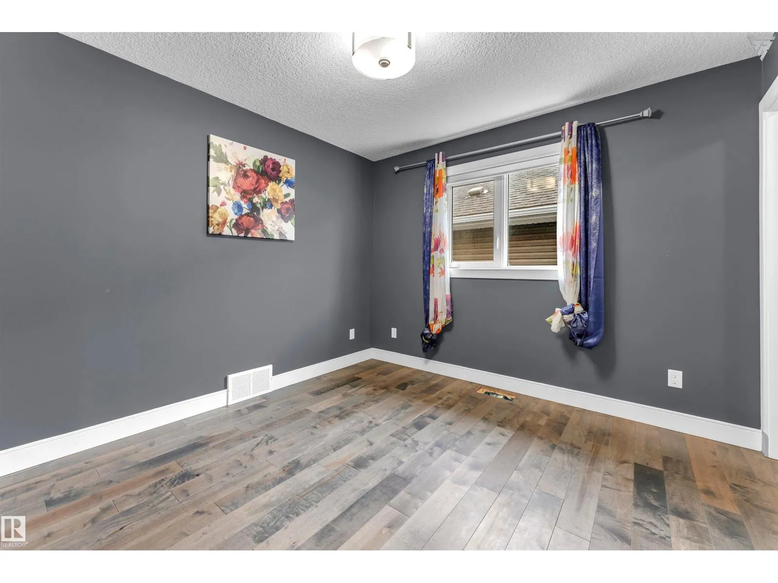 3662 HUMMINGBIRD WY NW