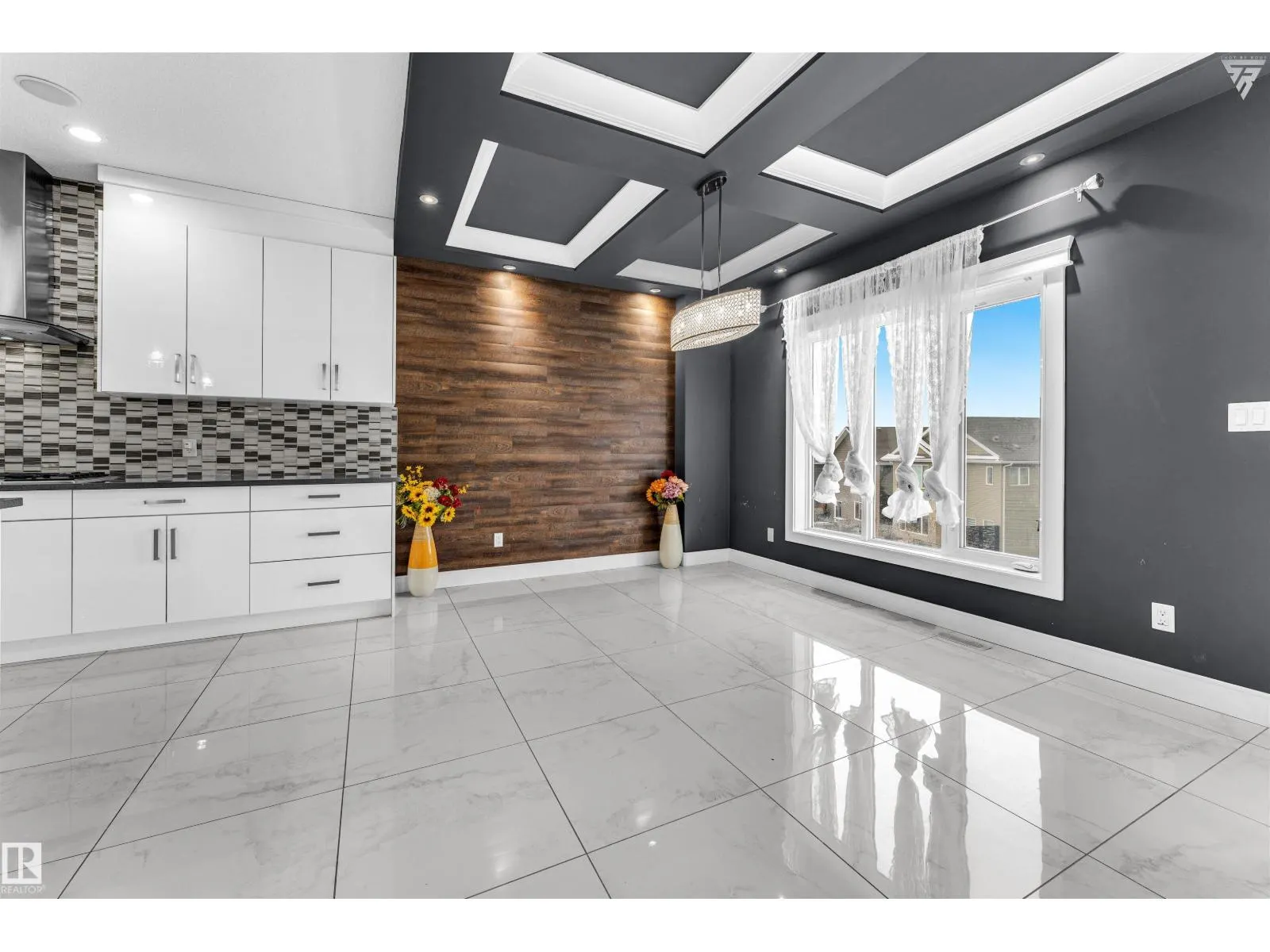 3662 HUMMINGBIRD WY NW