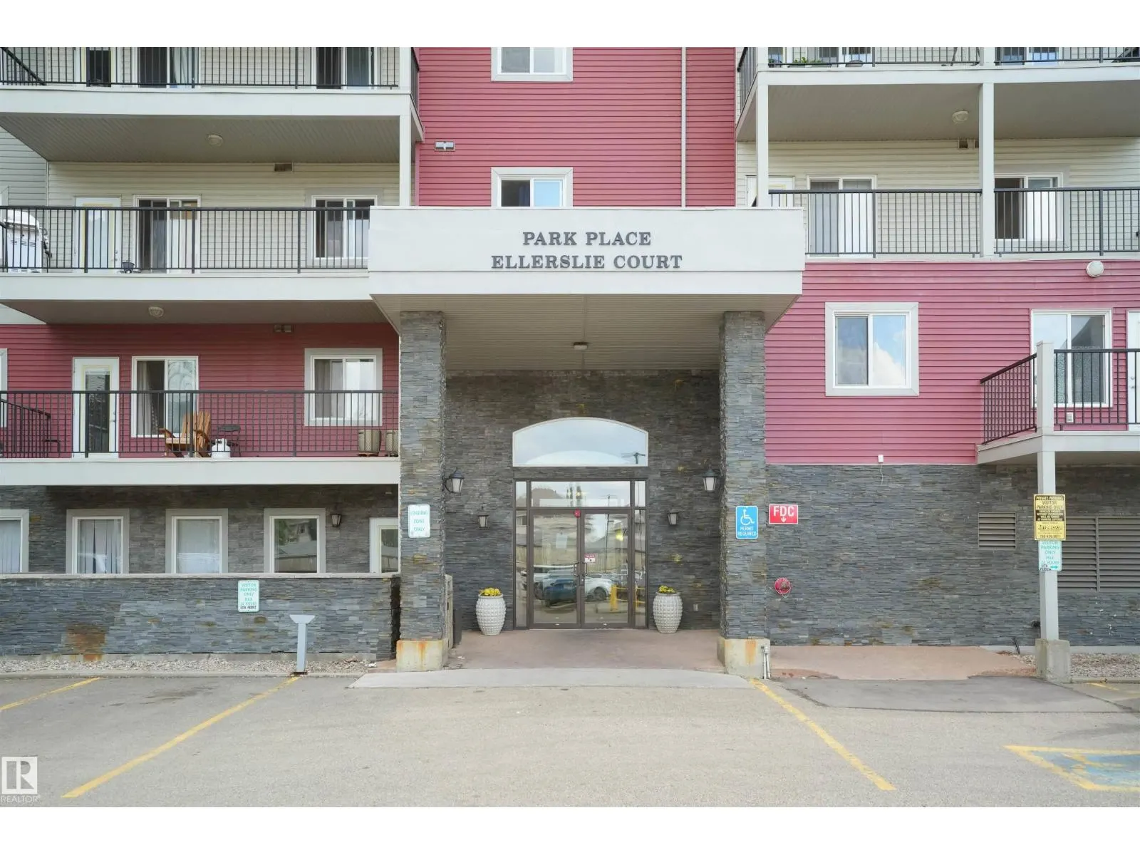 #430 111 EDWARDS DR SW