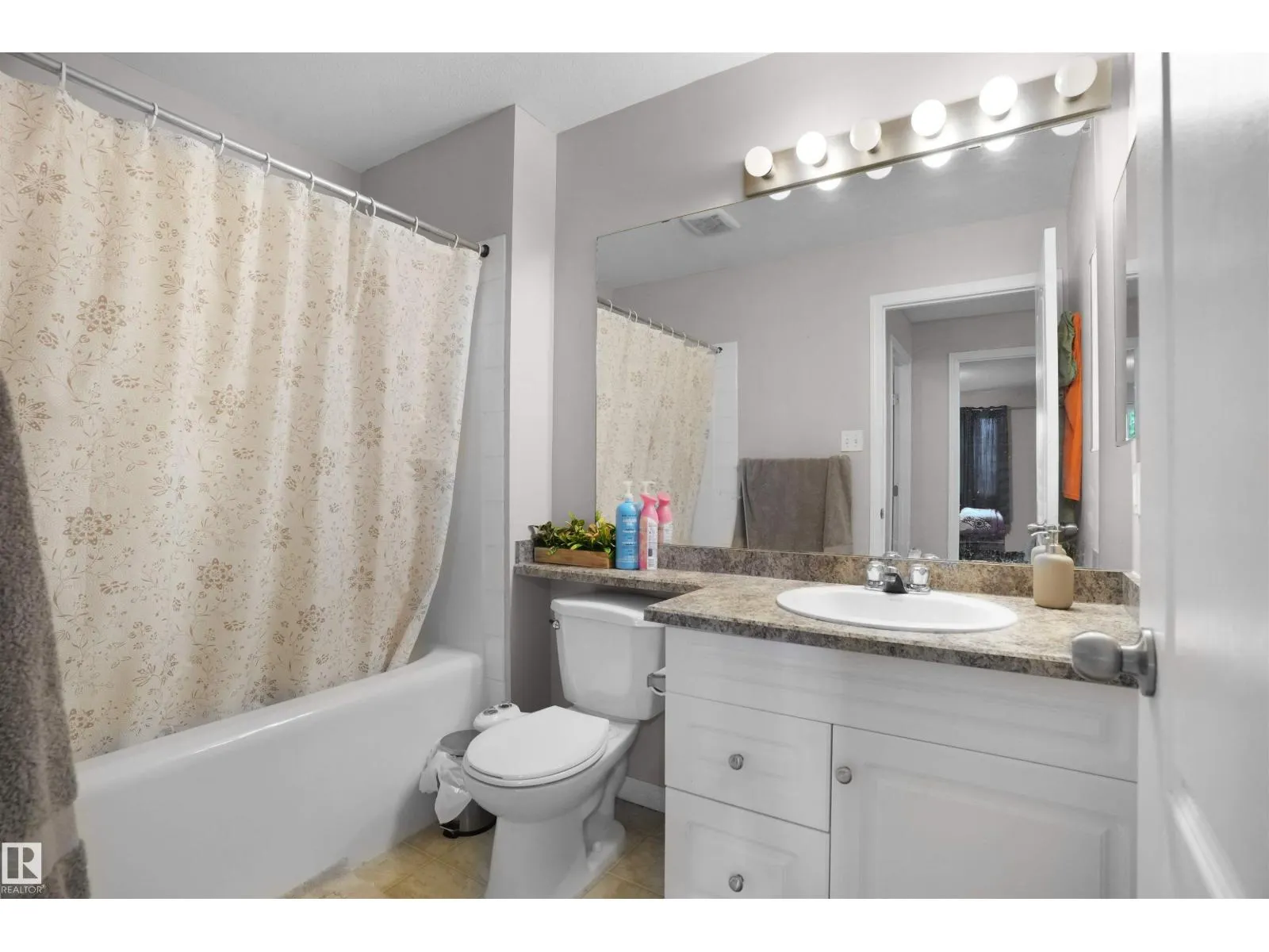 #430 111 EDWARDS DR SW