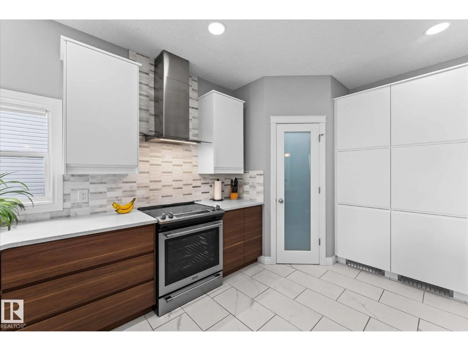 26 LINKSIDE WY