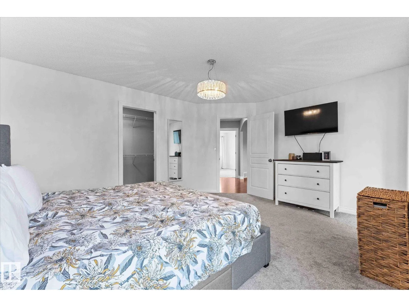 26 LINKSIDE WY