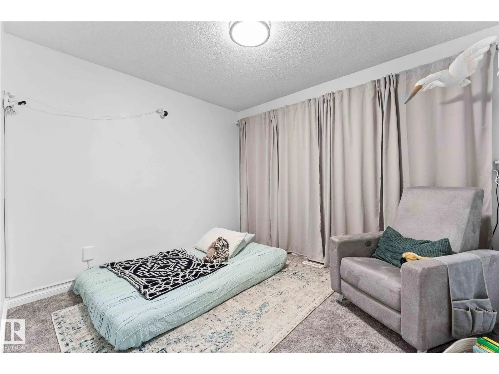 26 LINKSIDE WY