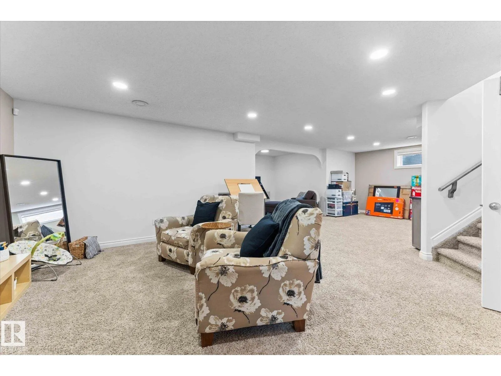 26 LINKSIDE WY