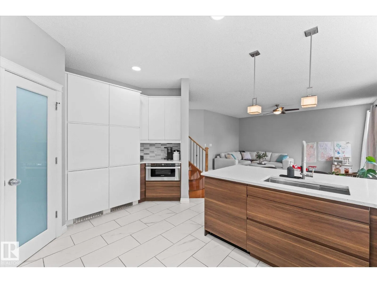 26 LINKSIDE WY