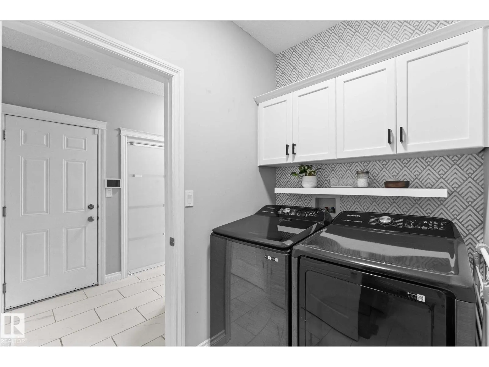 26 LINKSIDE WY