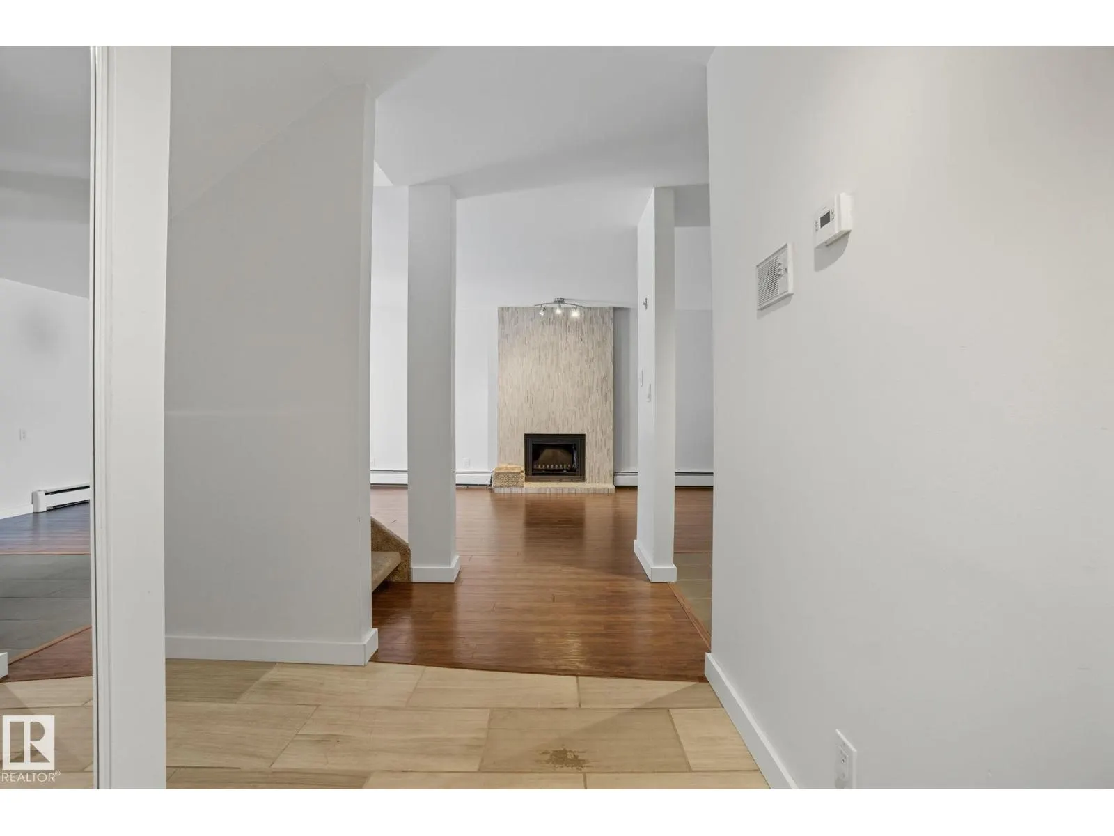 #3 10032 113 ST NW