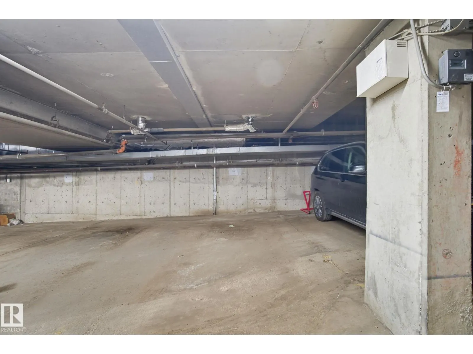 #3 10032 113 ST NW