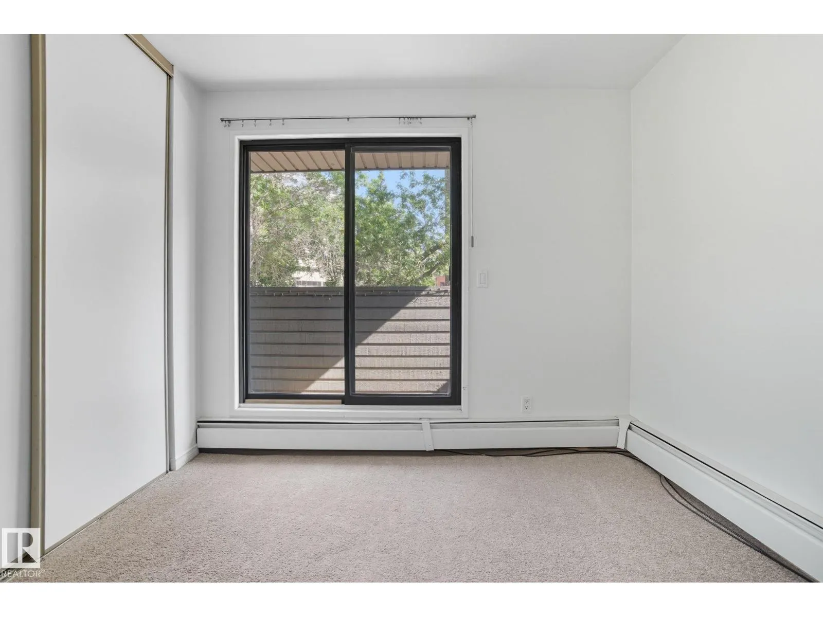 #3 10032 113 ST NW