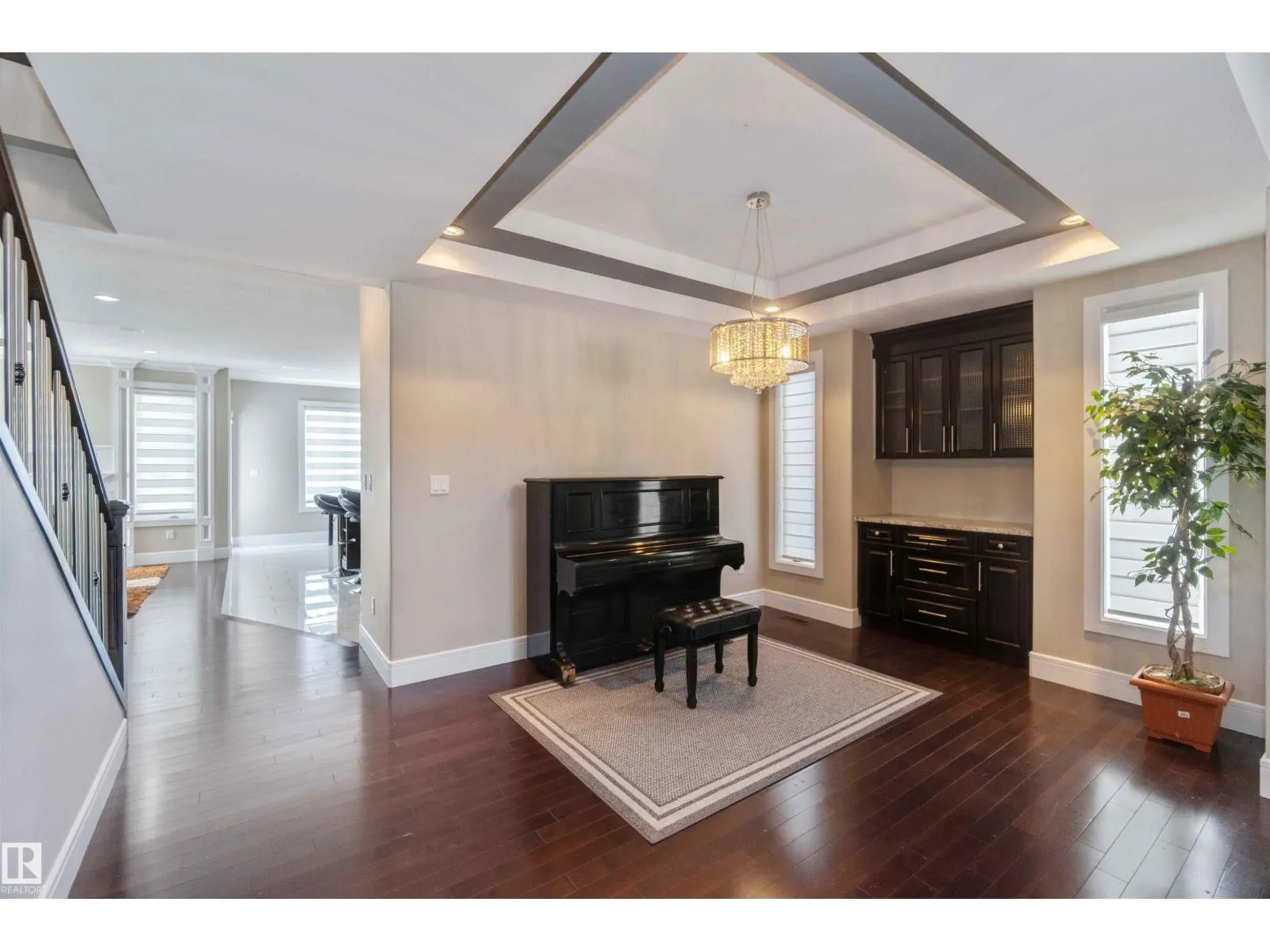 3948 CLAXTON LO SW