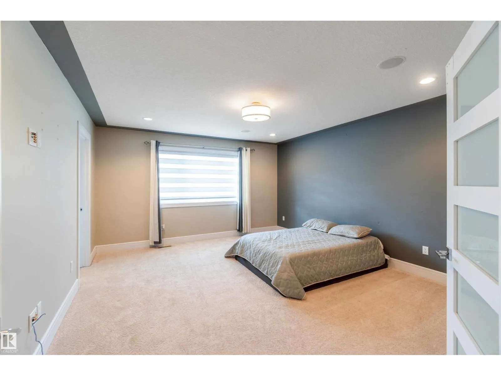3948 CLAXTON LO SW