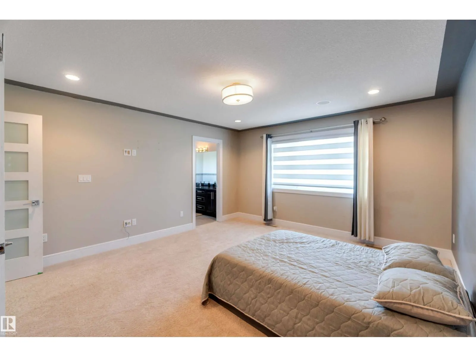3948 CLAXTON LO SW