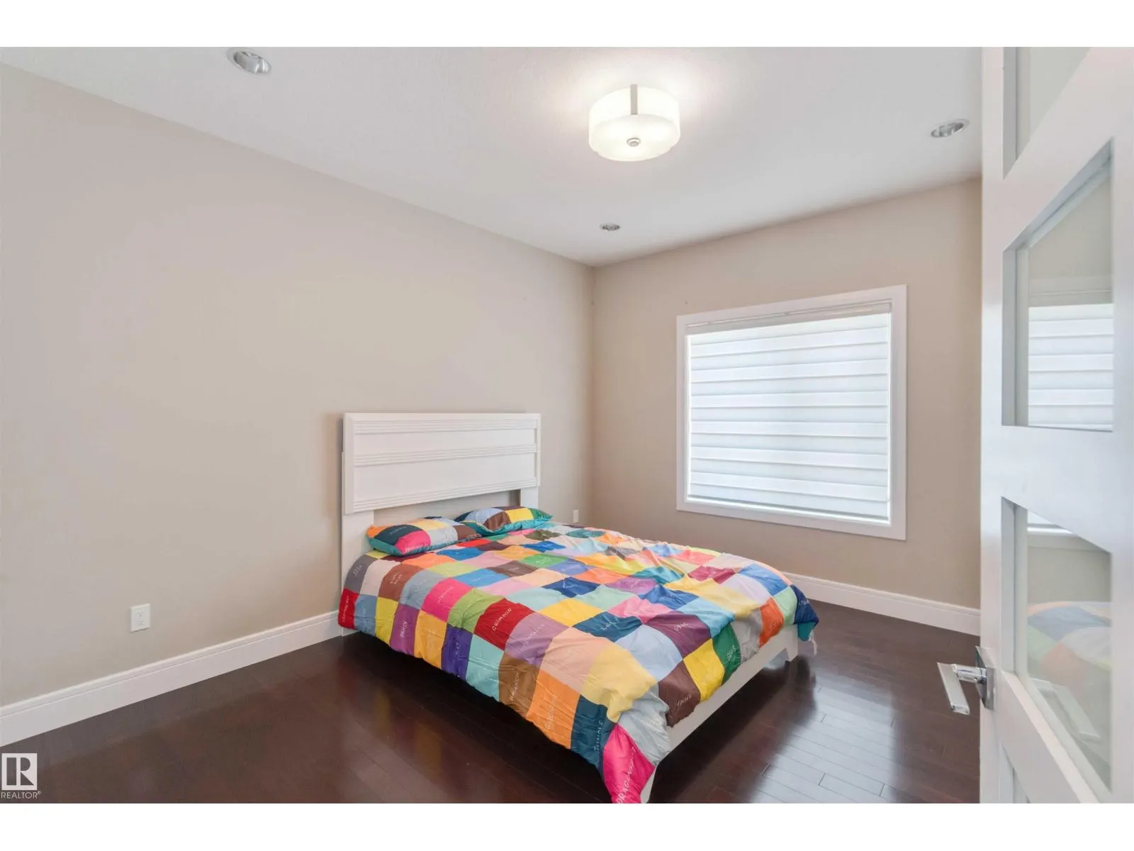 3948 CLAXTON LO SW