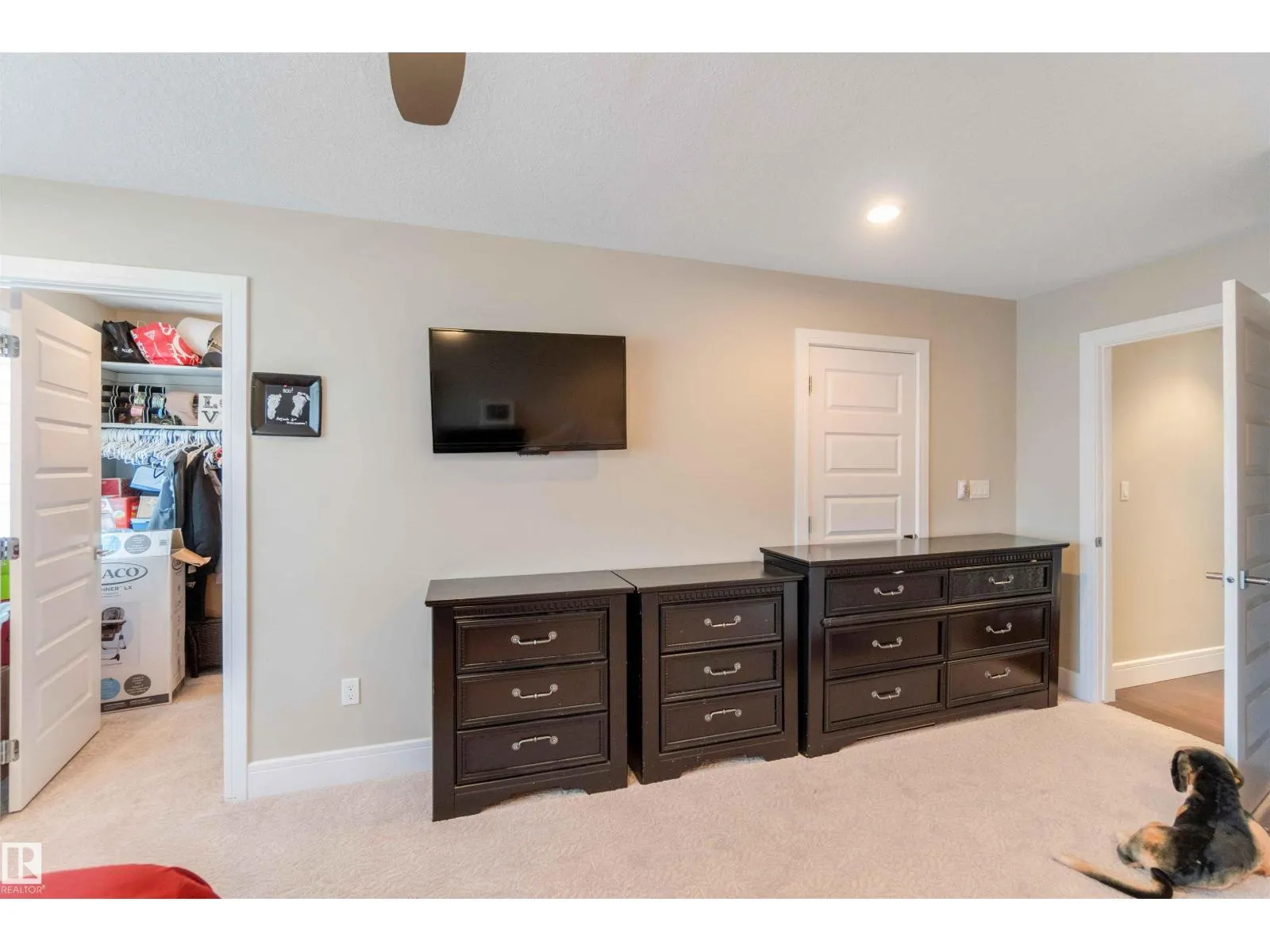 3948 CLAXTON LO SW
