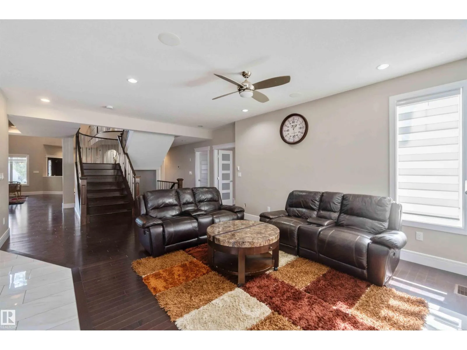 3948 CLAXTON LO SW