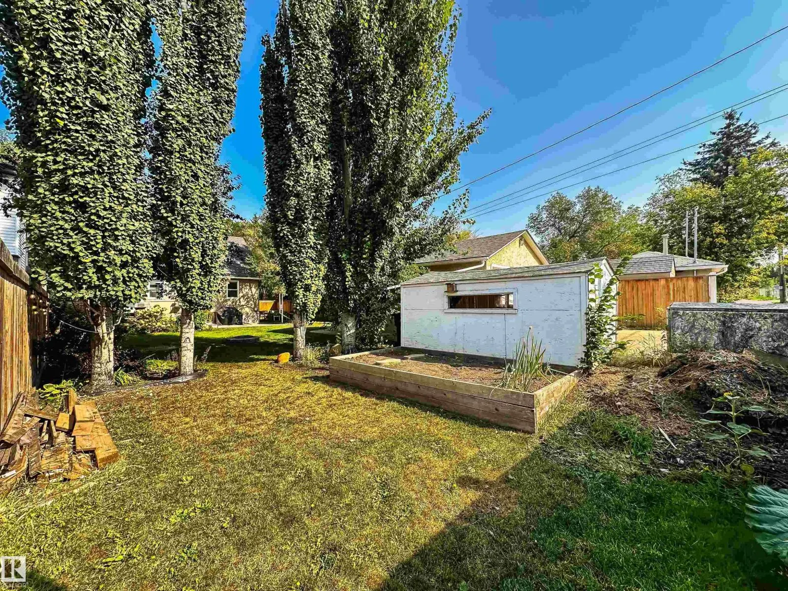 10807 63 AV NW