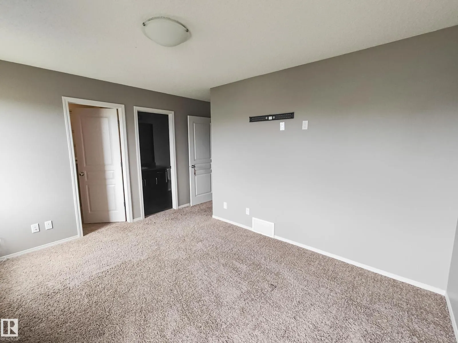 12530 172 AV NW NW