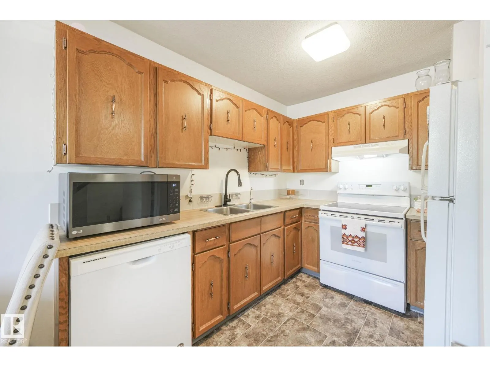 420 CLAREVIEW RD NW