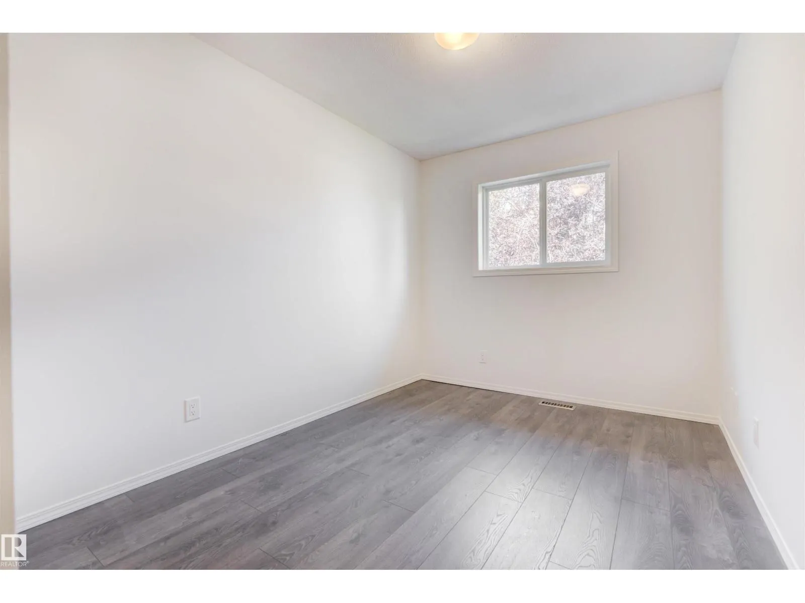 #97 230 EDWARDS DR SW