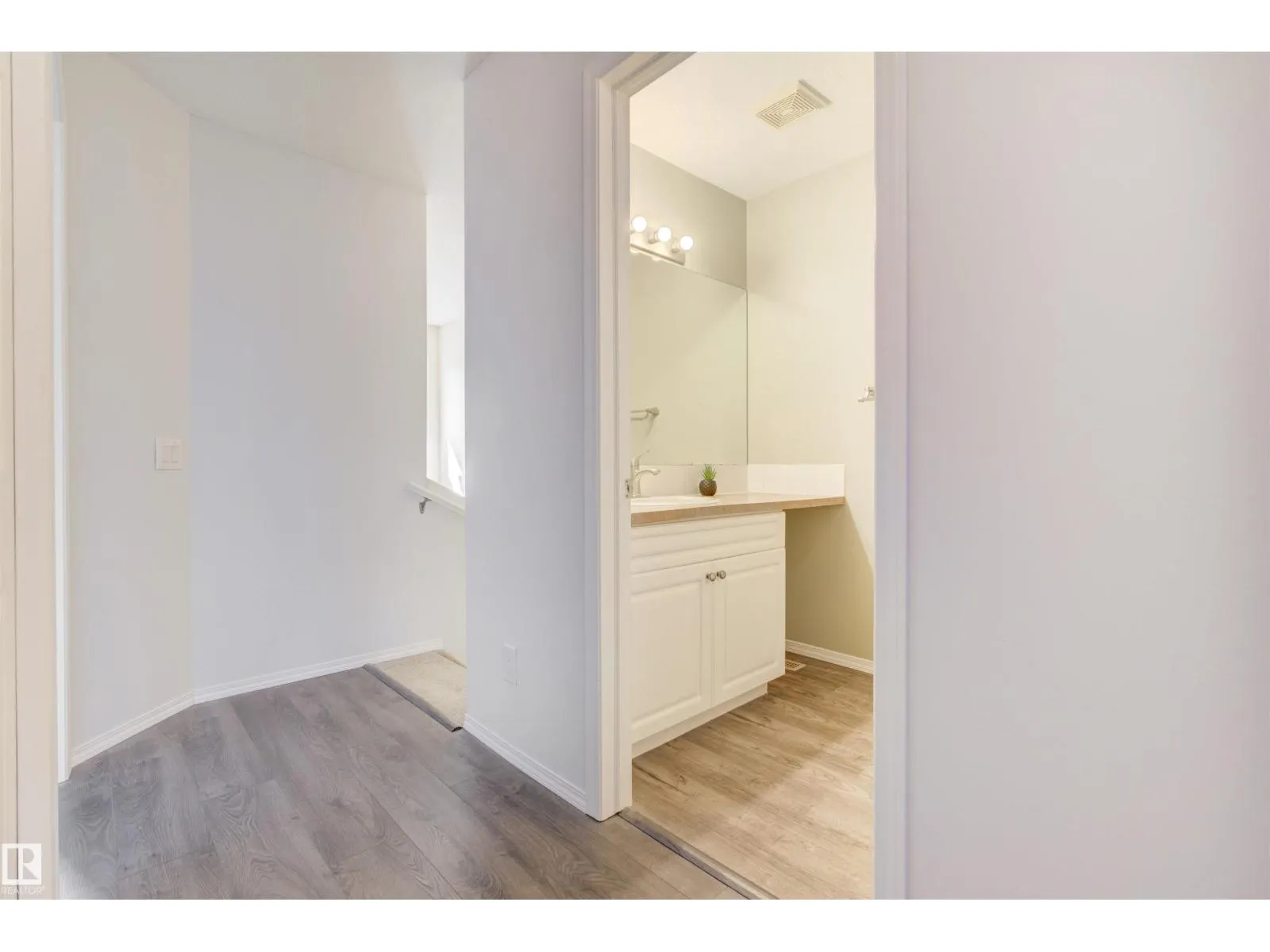 #97 230 EDWARDS DR SW