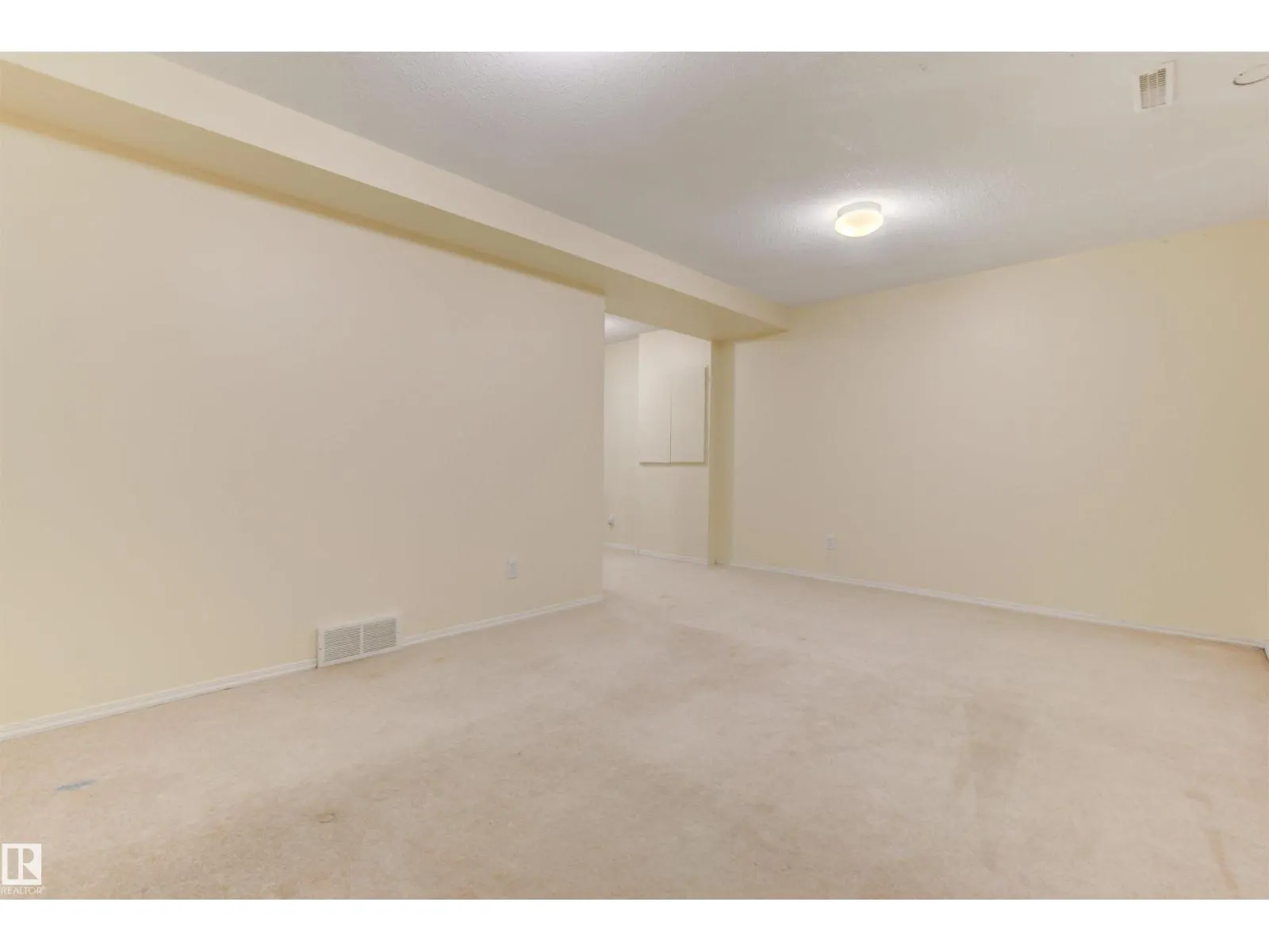 #97 230 EDWARDS DR SW