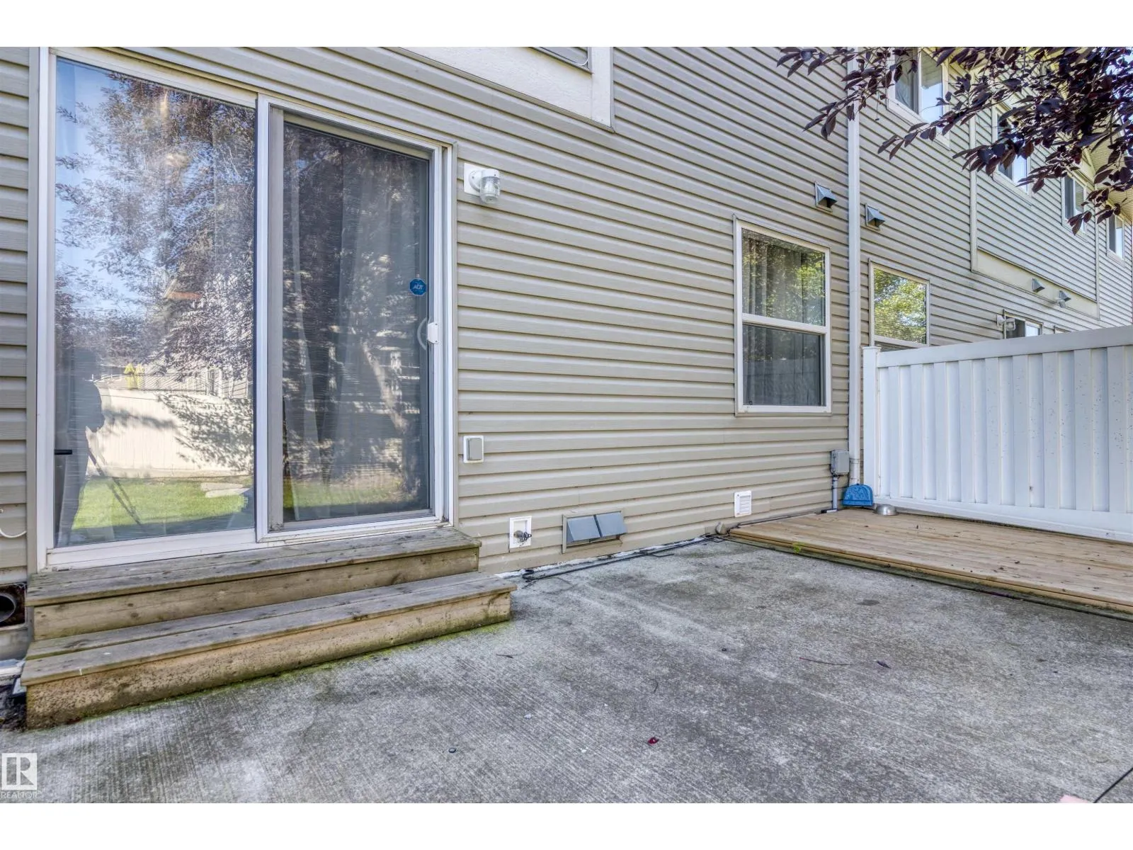 #97 230 EDWARDS DR SW