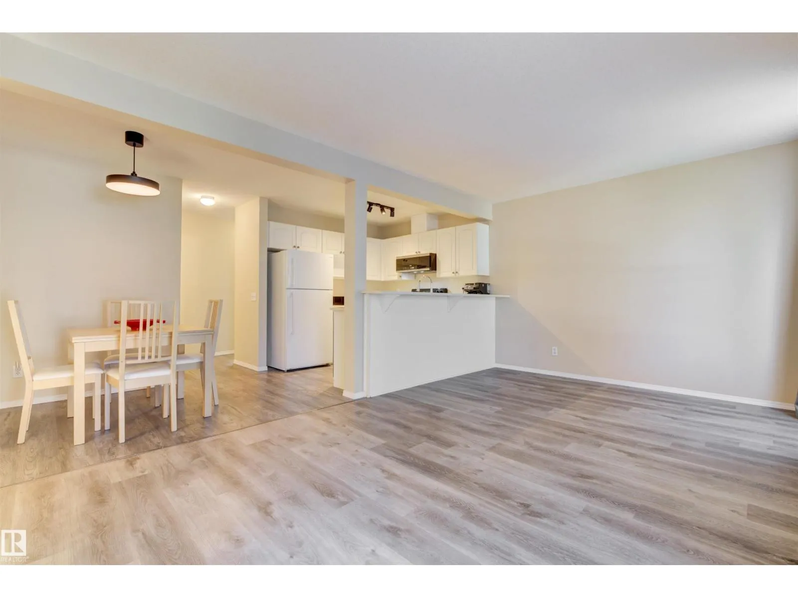 #97 230 EDWARDS DR SW