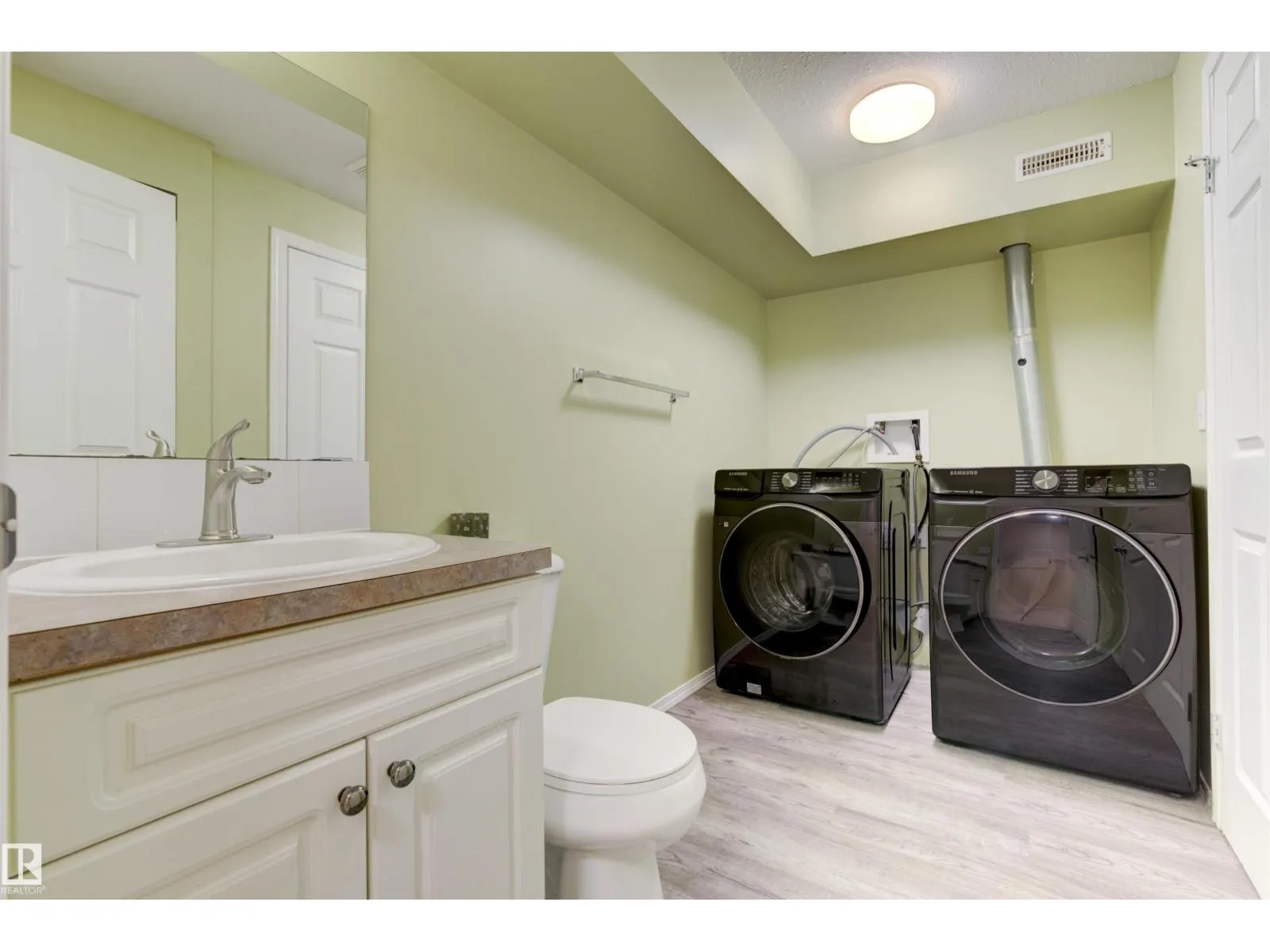 #97 230 EDWARDS DR SW