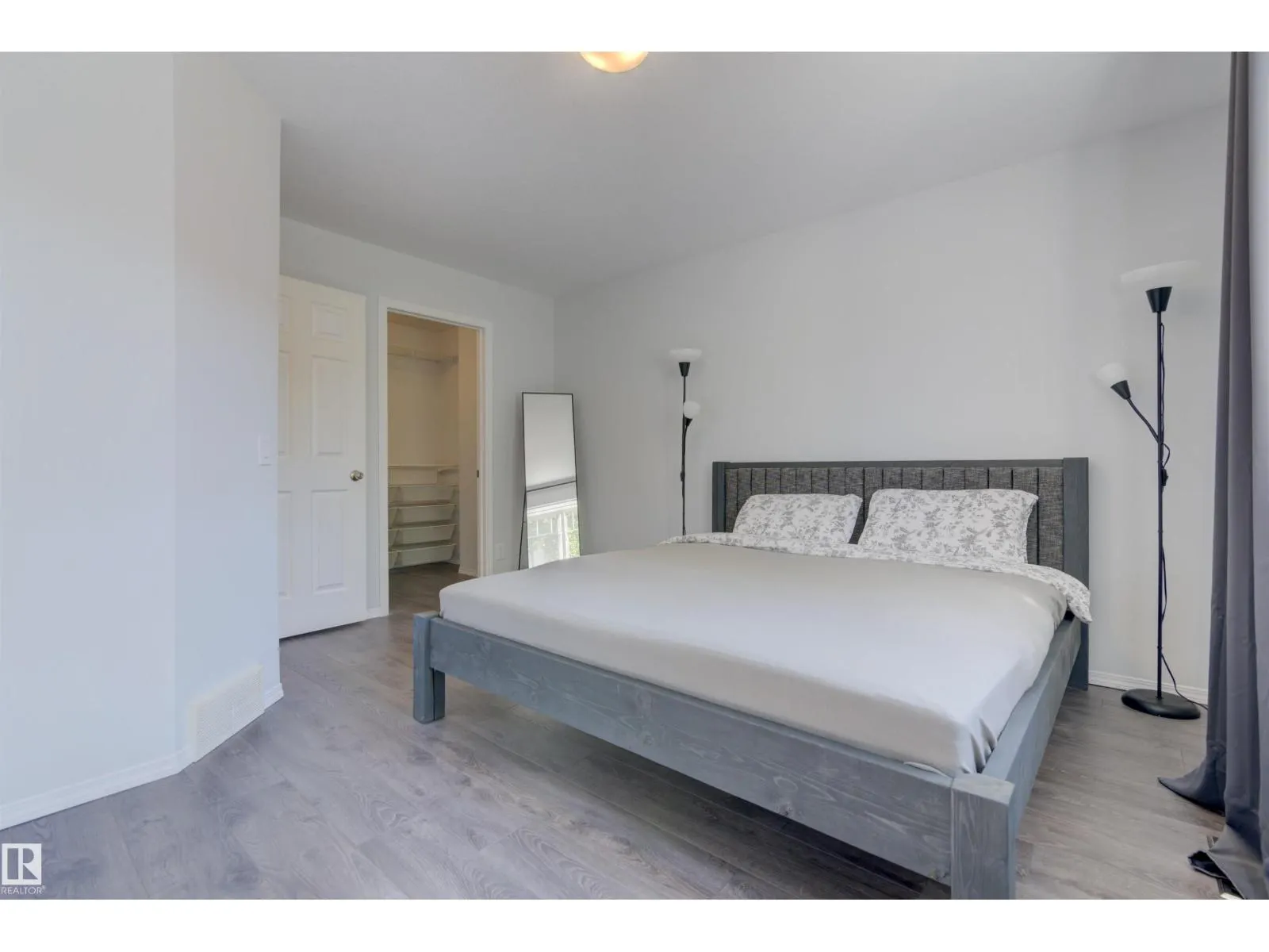 #97 230 EDWARDS DR SW