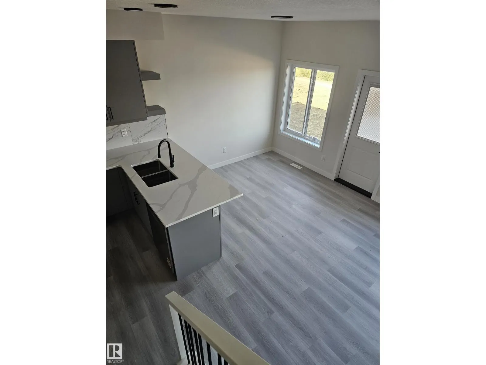 131 PIERWYCK LO