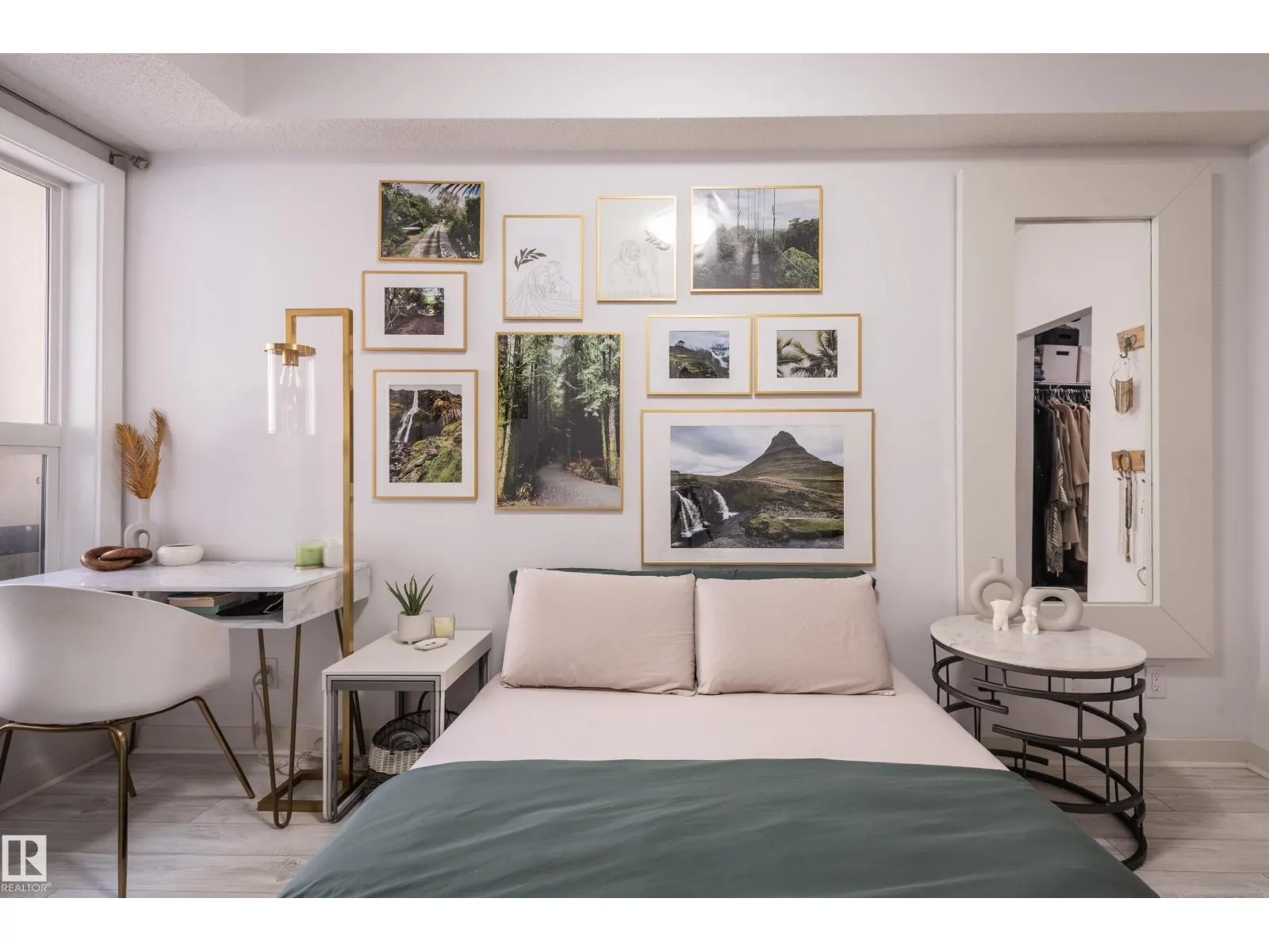 #305 10523 123 ST NW