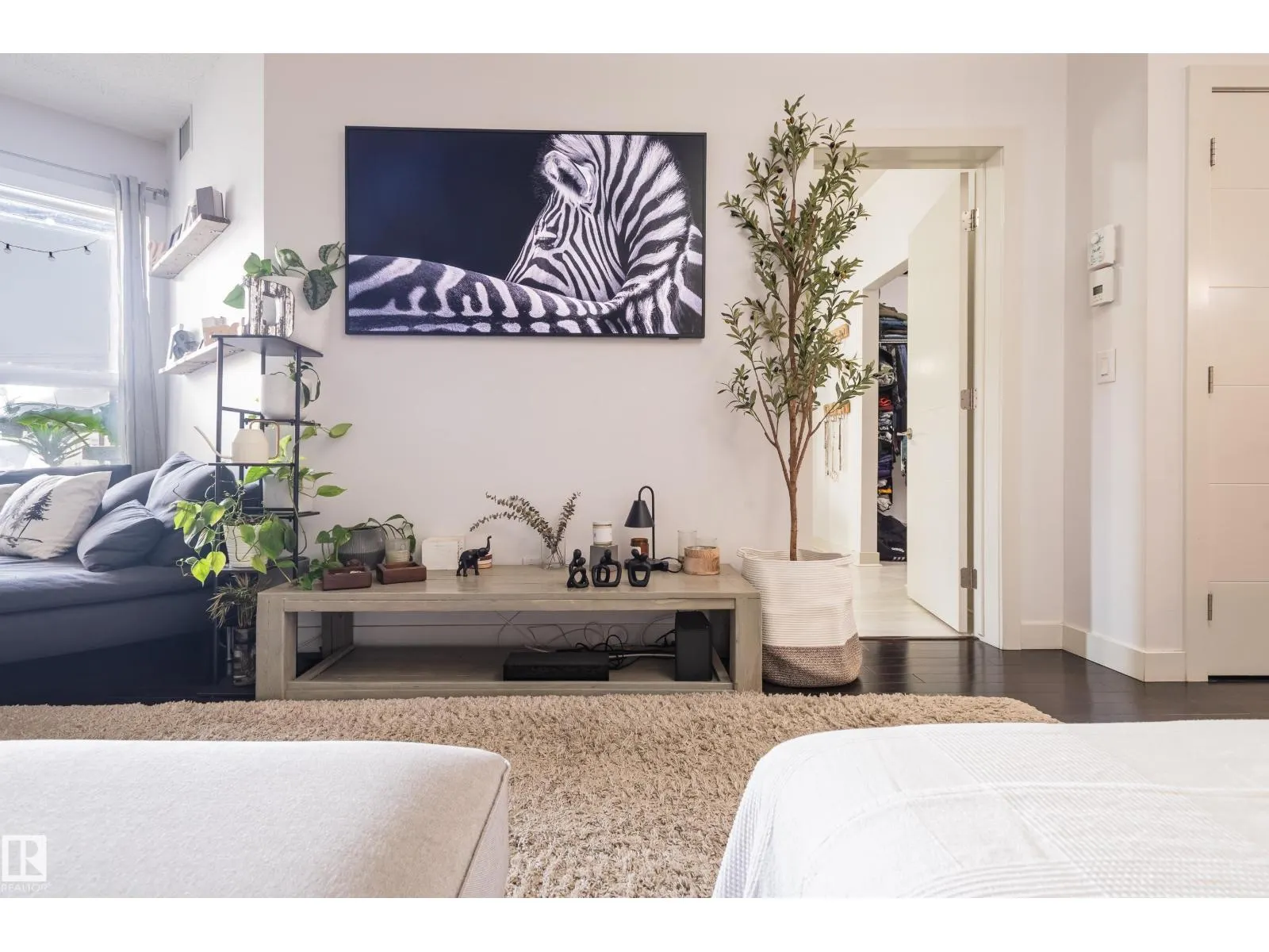 #305 10523 123 ST NW