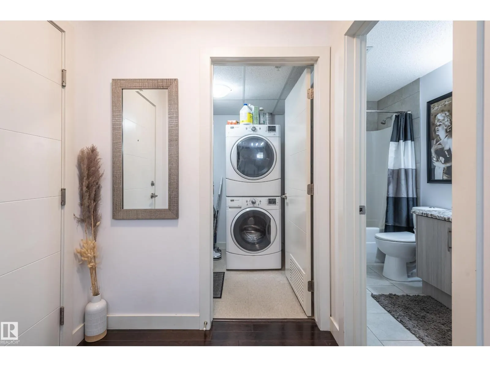 #305 10523 123 ST NW