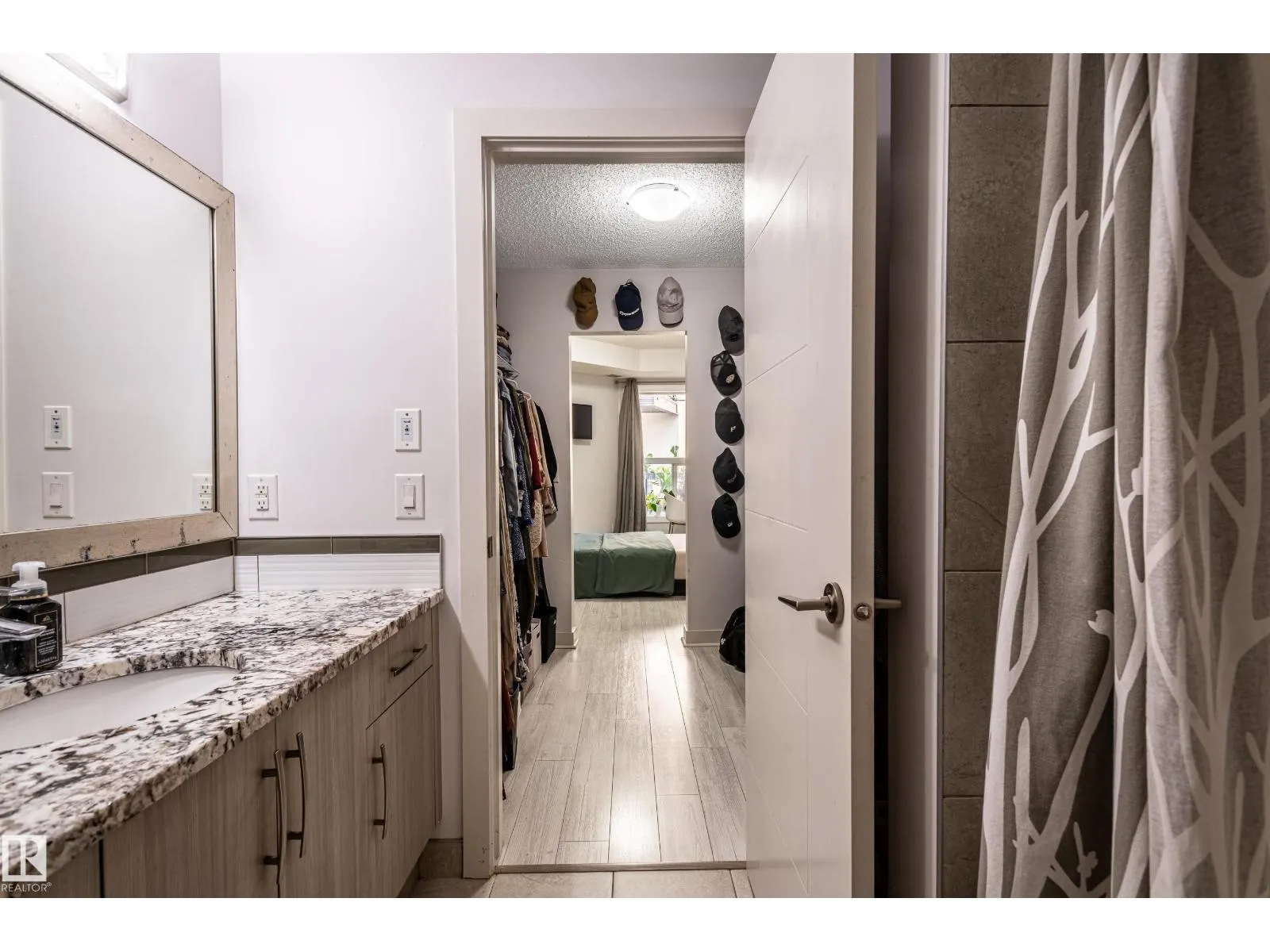#305 10523 123 ST NW