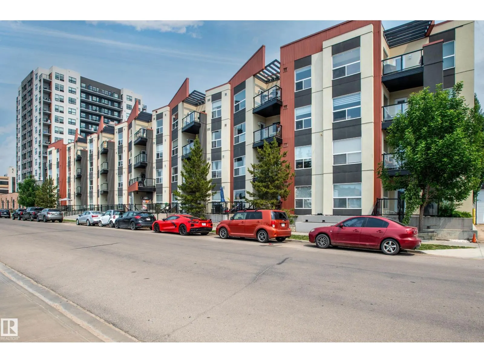 #305 10523 123 ST NW