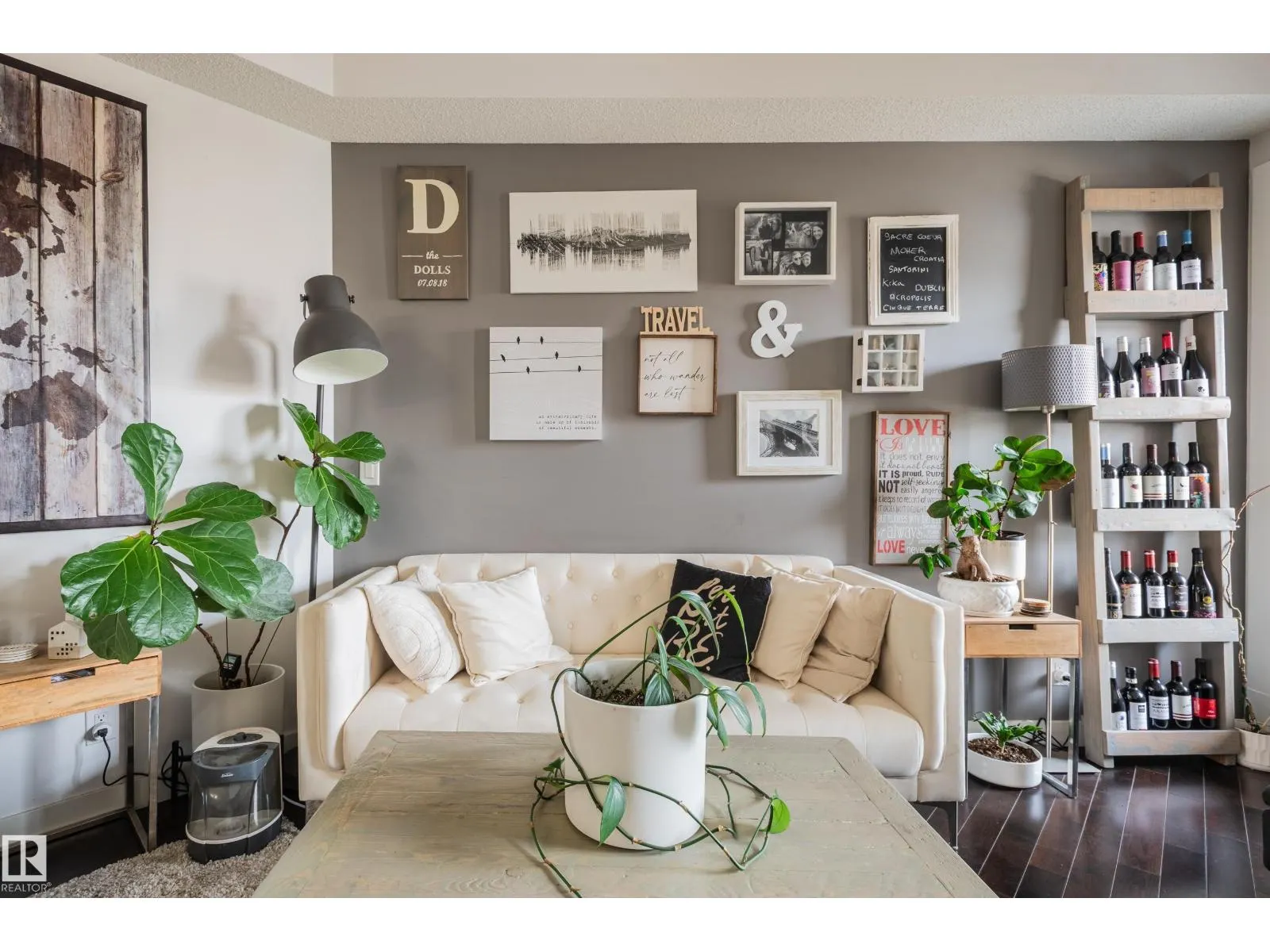 #305 10523 123 ST NW