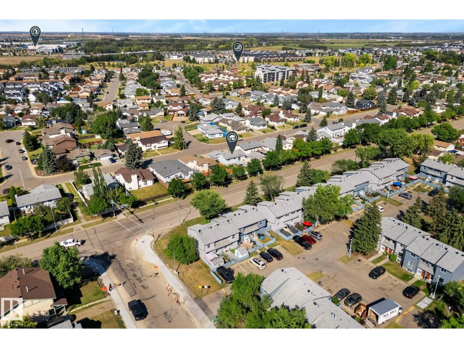 3227 145 AV NW