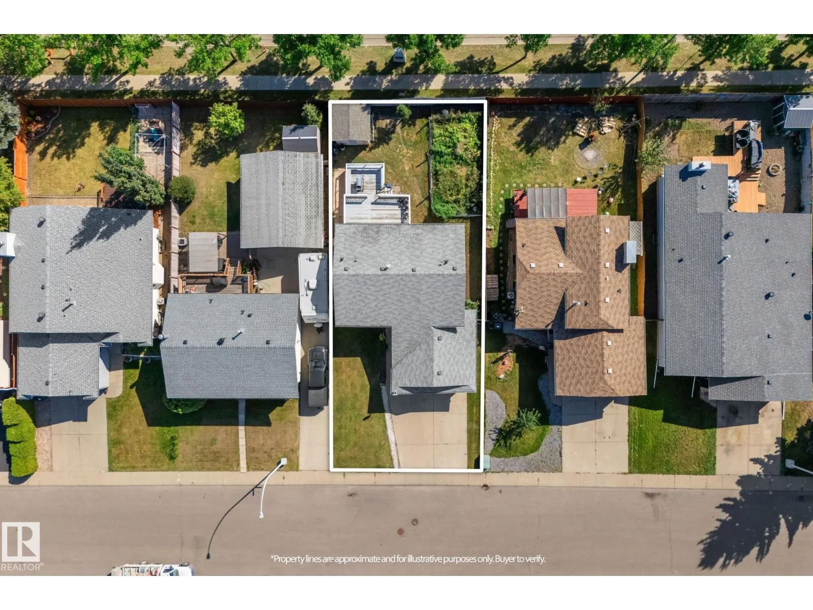 3227 145 AV NW