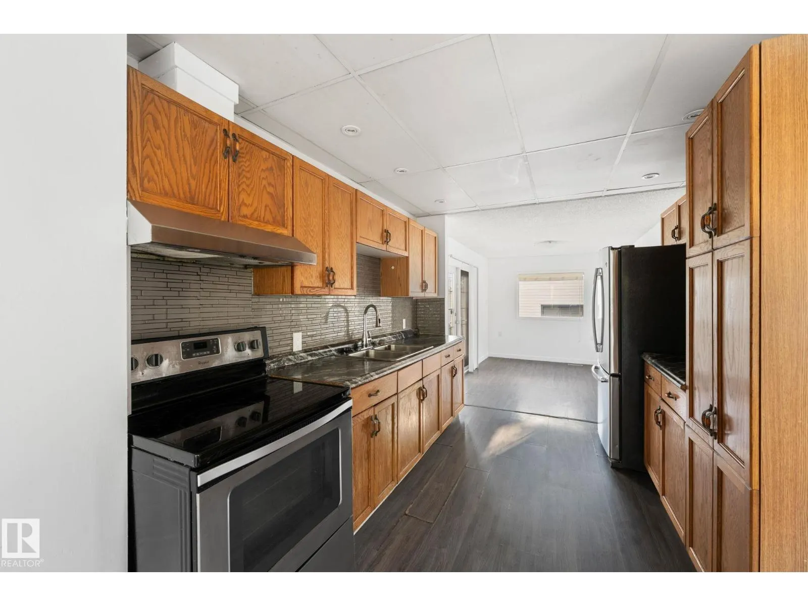 11817 44 ST NW