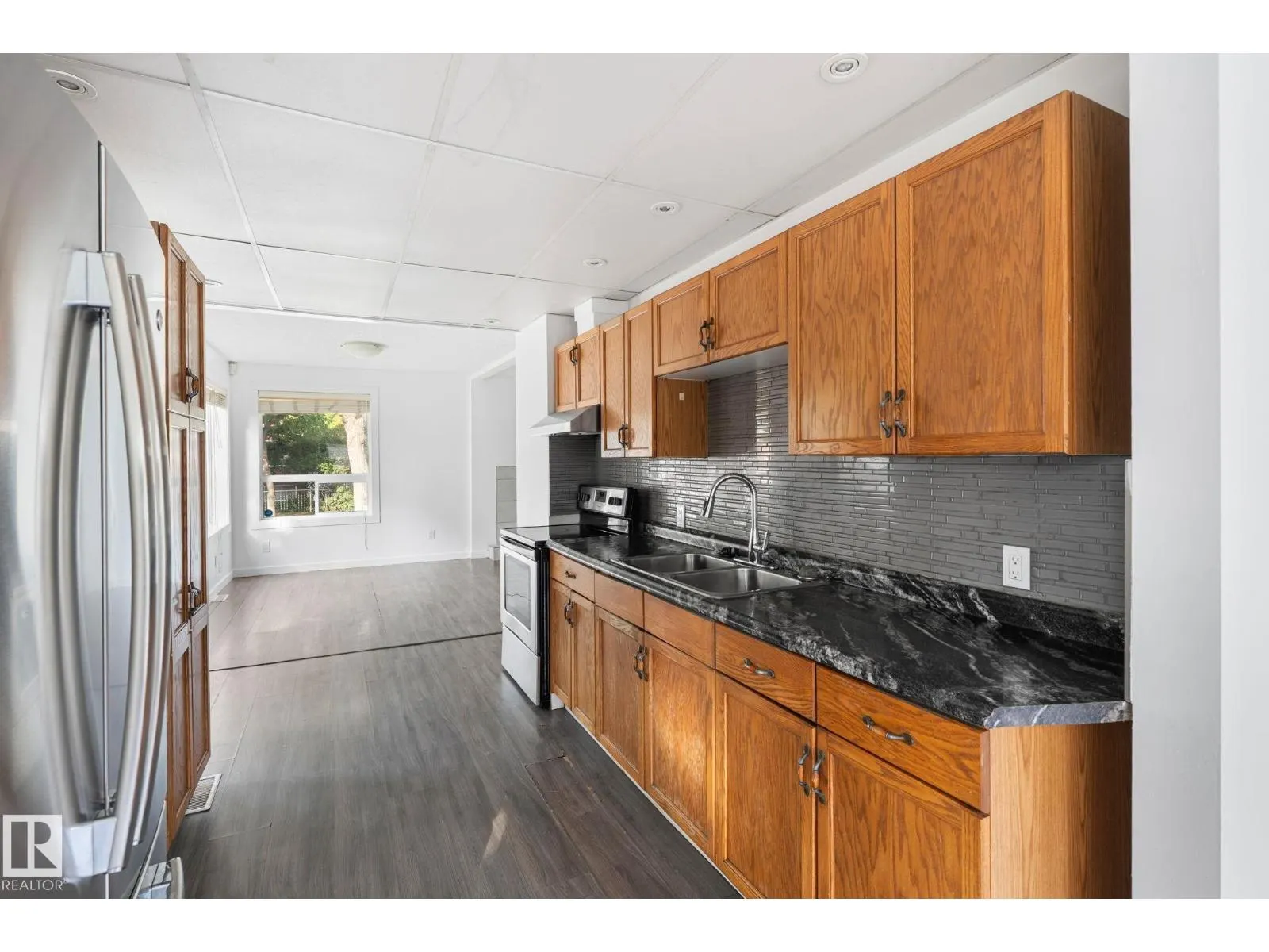 11817 44 ST NW