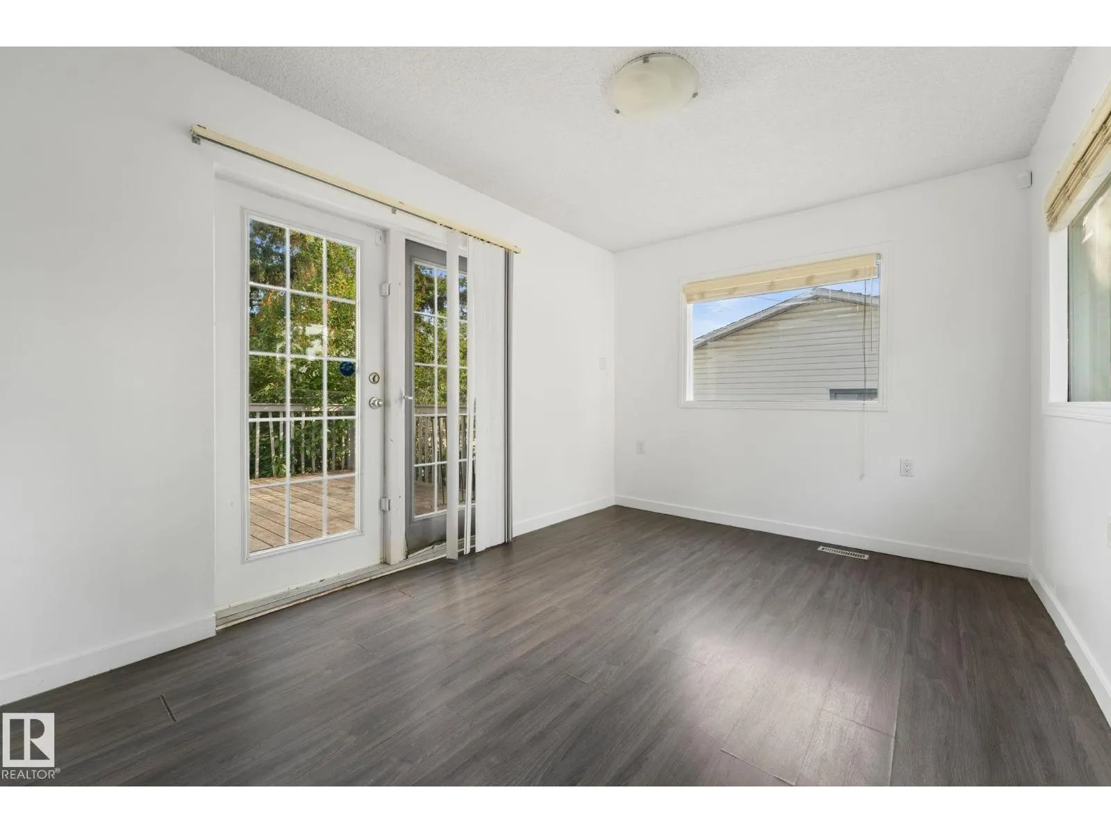 11817 44 ST NW