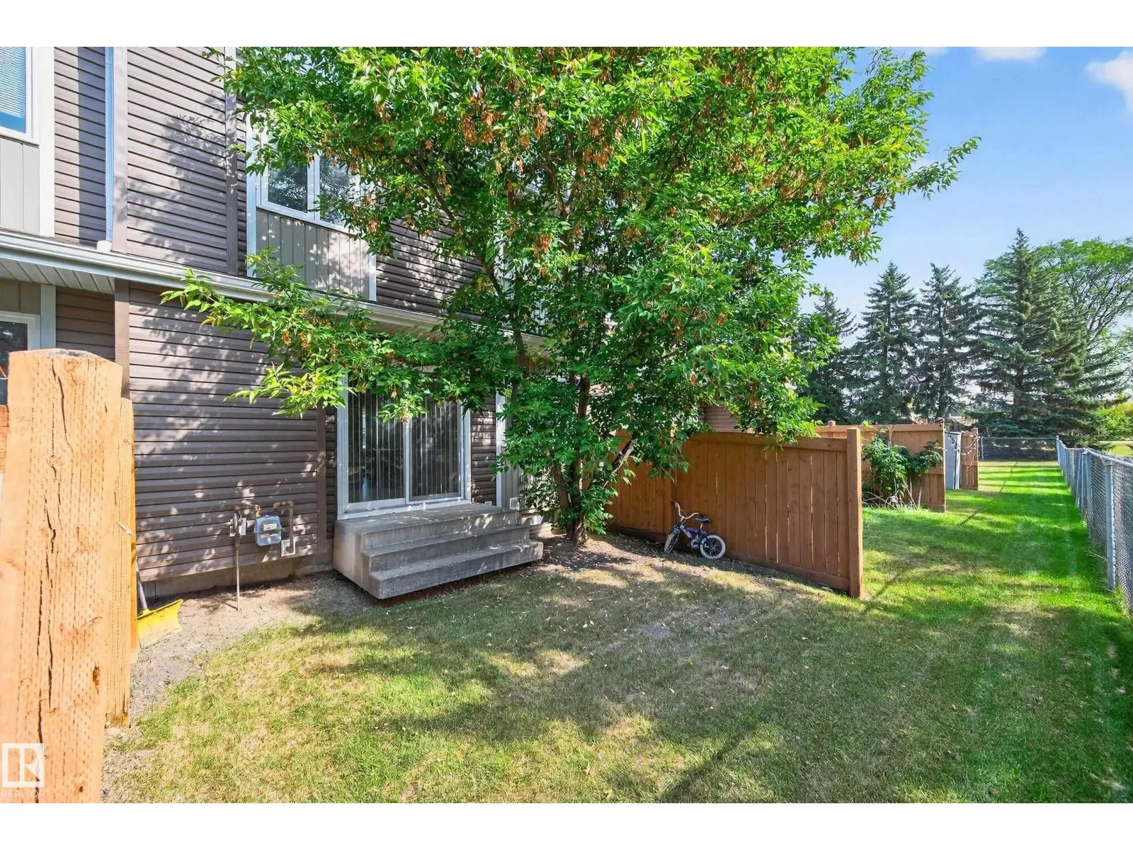 #19 3115 119 ST NW
