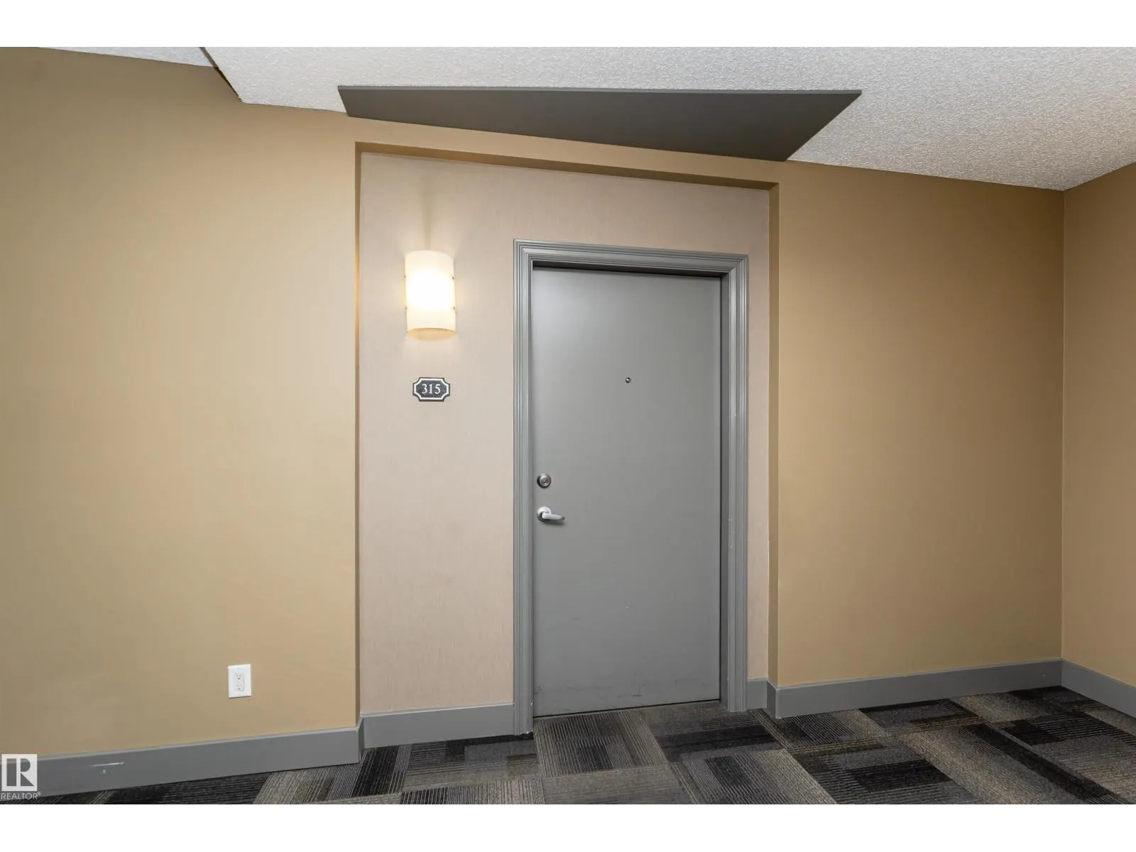 #315 226 MACEWAN RD SW
