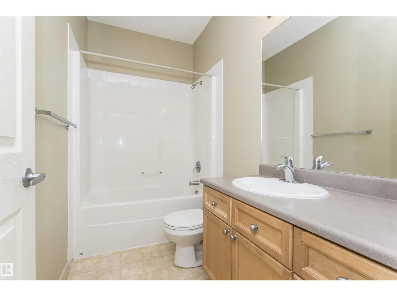 #315 226 MACEWAN RD SW