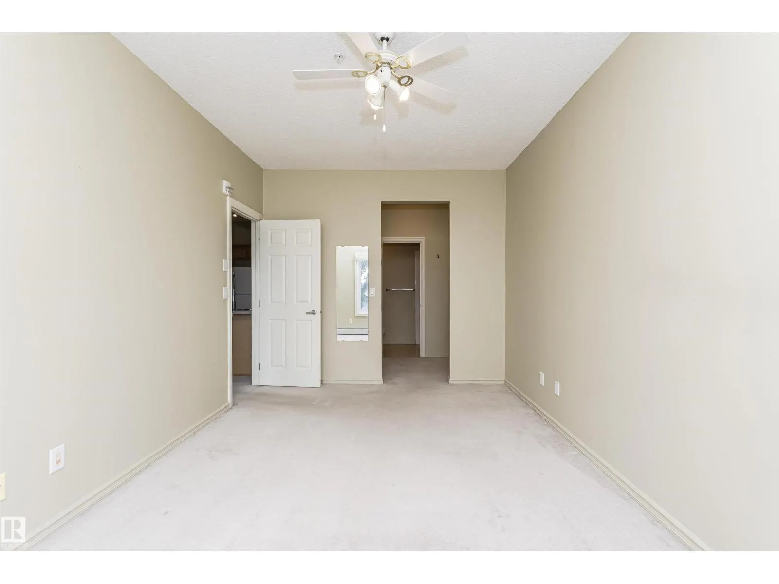 #315 226 MACEWAN RD SW