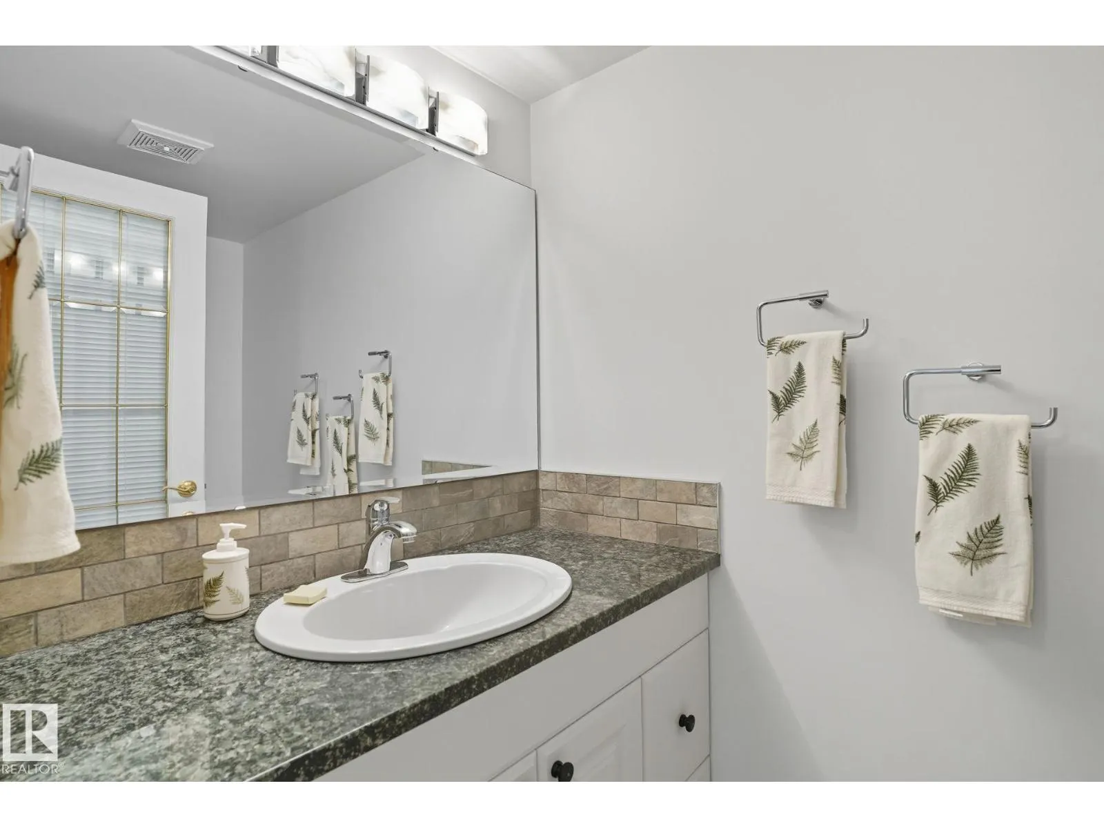 10430 31A AV NW
